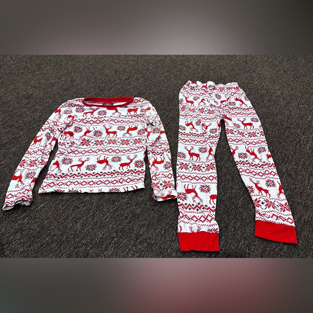 Pj’s & Presents Fair Isle SnowFlake Pajamas Set kids 10-12 Cotton Xmas Red White
